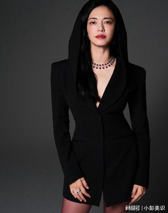 同框看清三人穿搭才懂和少女区别AG真人这